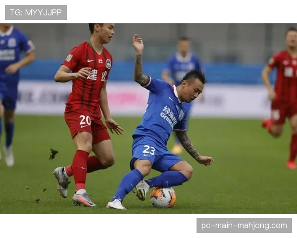 特写:一位手语解说员在中超转播间的90分钟 特写:一位手语解说员在中超转播间的90分钟